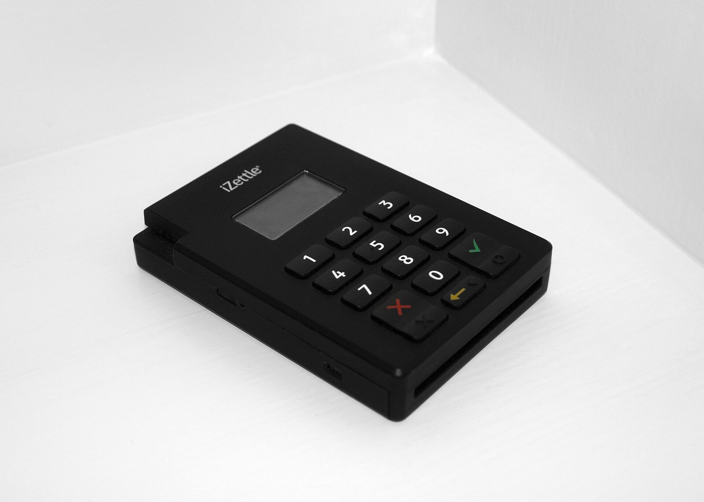 Handheld card payment terminal
