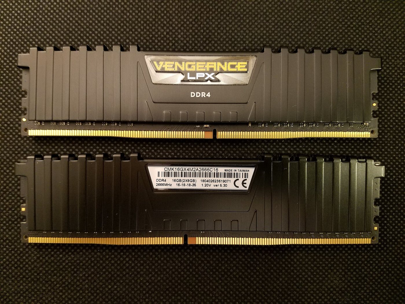 Two DDR4 memory modules