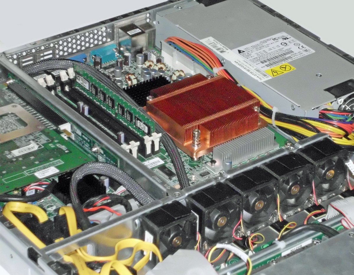 1U server cooling module