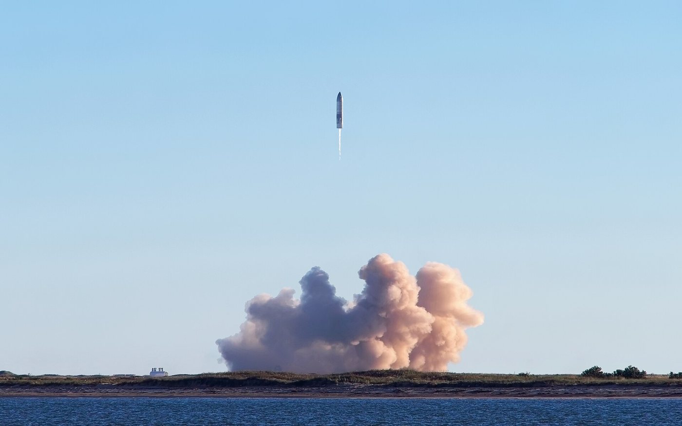 SpaceX Starship launching